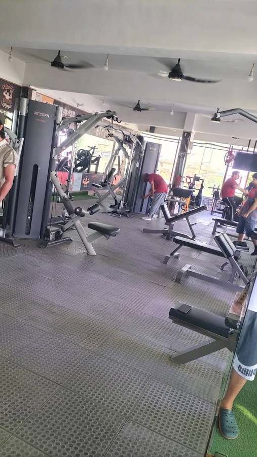 Workout zone at Cuts & Curves Garden Town