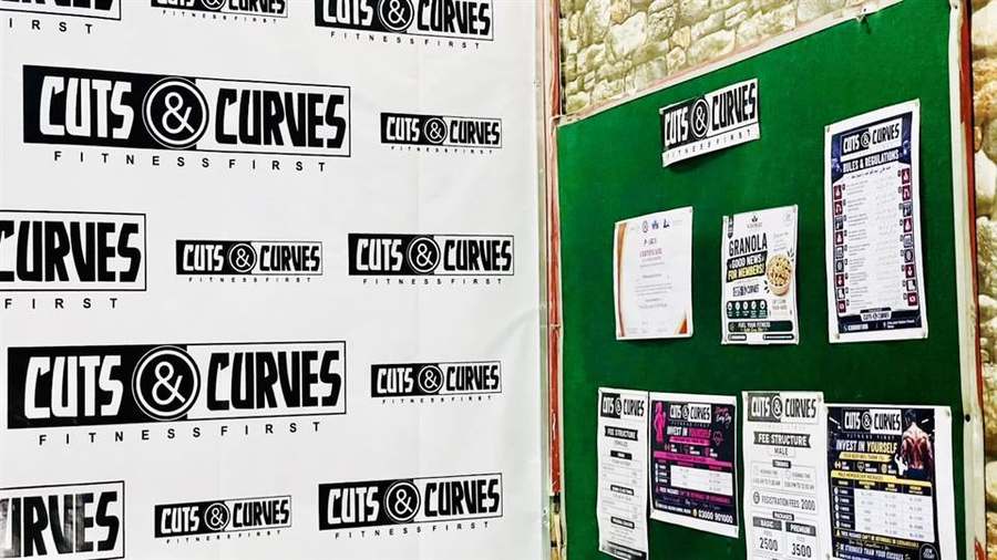 Cuts & Curves Masoom Shah Road gym floor